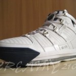 Nike Zoom LeBron III white/navy sample
