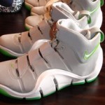 Zoom LeBron IV Dunkman LIVE!