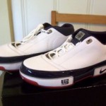 LeBron Low ST white/navy/red showcase