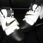 New pics of the Soldier “Black-Toe” edition