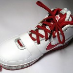 Improve Your LeBron Six Experience – Change The Laces!